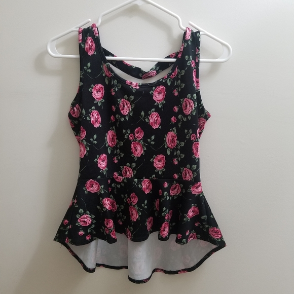 Sleeveless Peplum Top - Picture 1 of 2